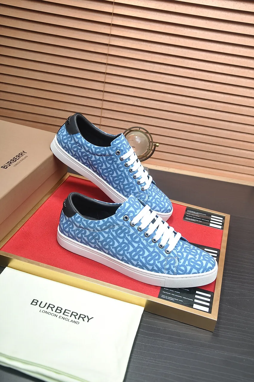 Men's shoes💰480💶[Burberry] (cowhide lining) classic low-top sneakers｜Imported cowhide with classic plaid fabric｜Cow leather lining｜Original outsole｜Fine workmanship and comfortable to wear Size: 38-44 (customized at 45)